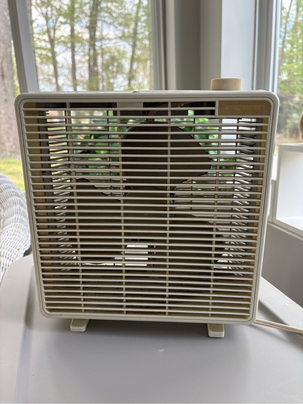 Vintage 1990 Windmere Box Fan - soothing nostalgic white noise!